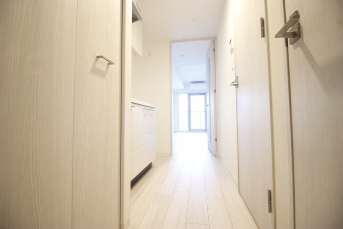 物件内観写真19　(廊下)
