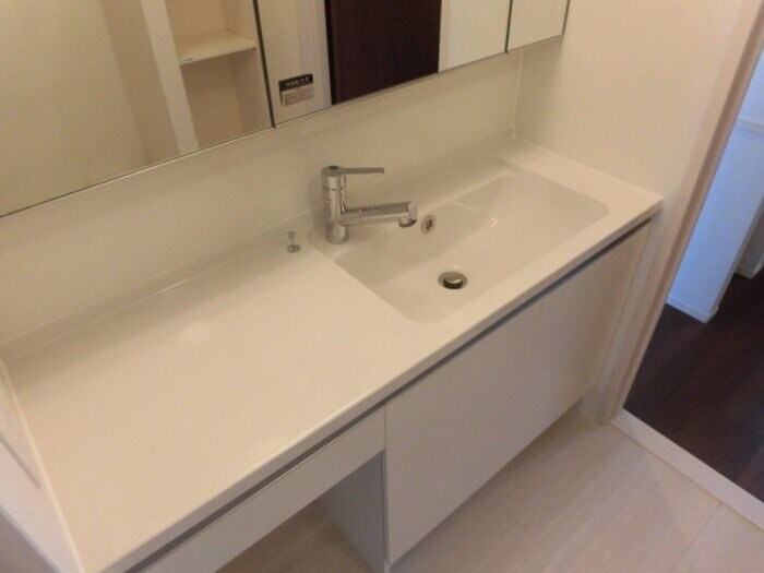 物件内観写真9　(洗面)