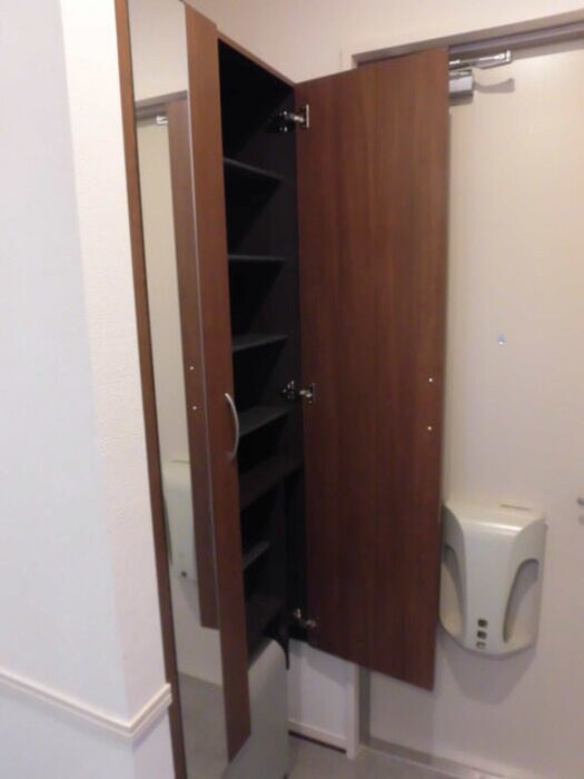 物件内観写真20　(玄関)