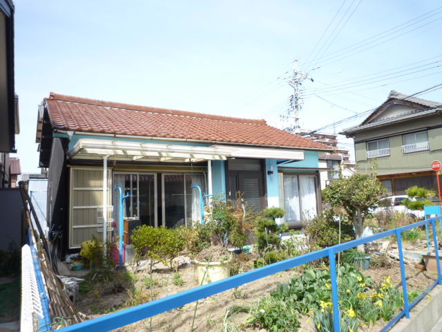 梶原様平草貸家