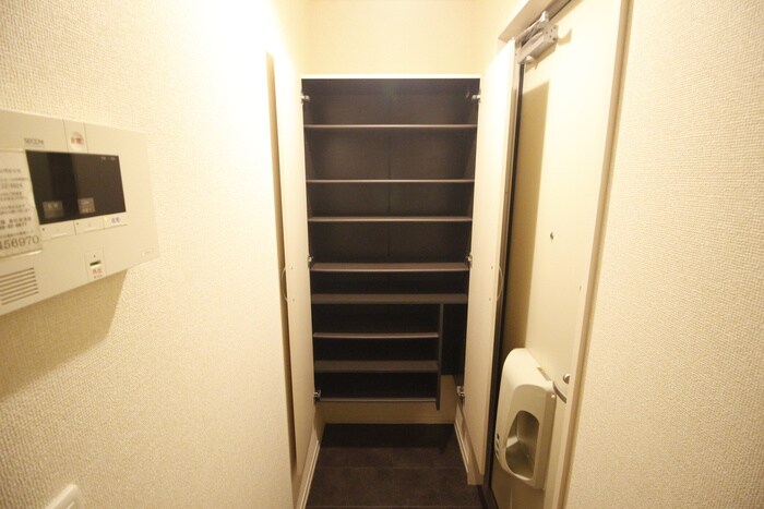物件内観写真20　(靴箱)