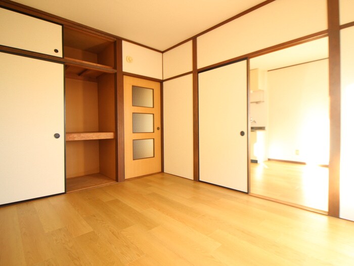 物件内観写真19　(居室)