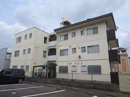 リアル神山外観写真