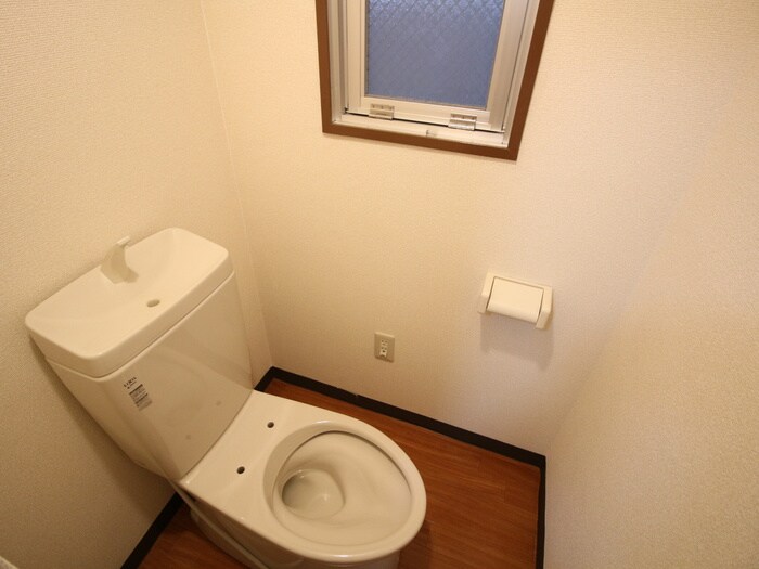 物件内観写真13　(トイレ)