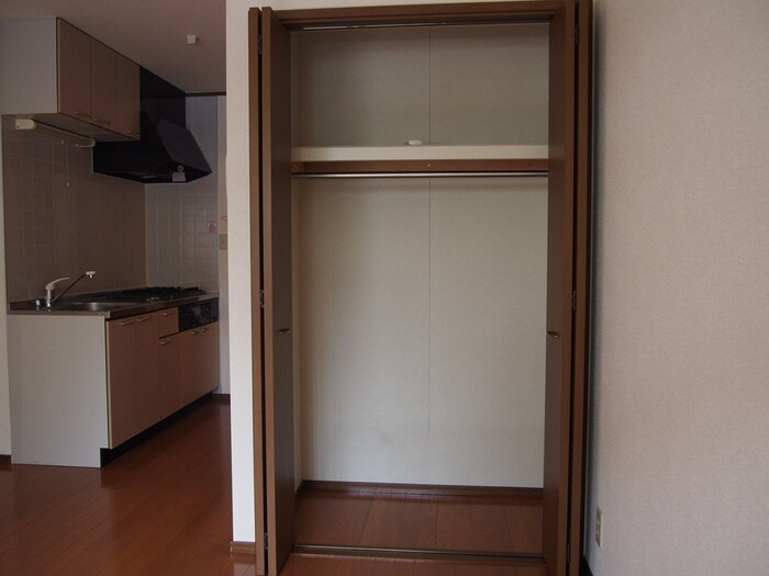 物件内観写真10　(収納)