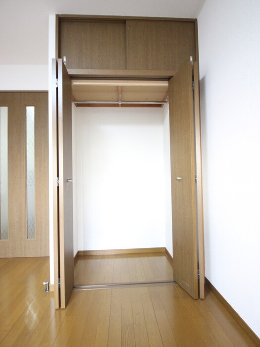 物件内観写真10　(収納)