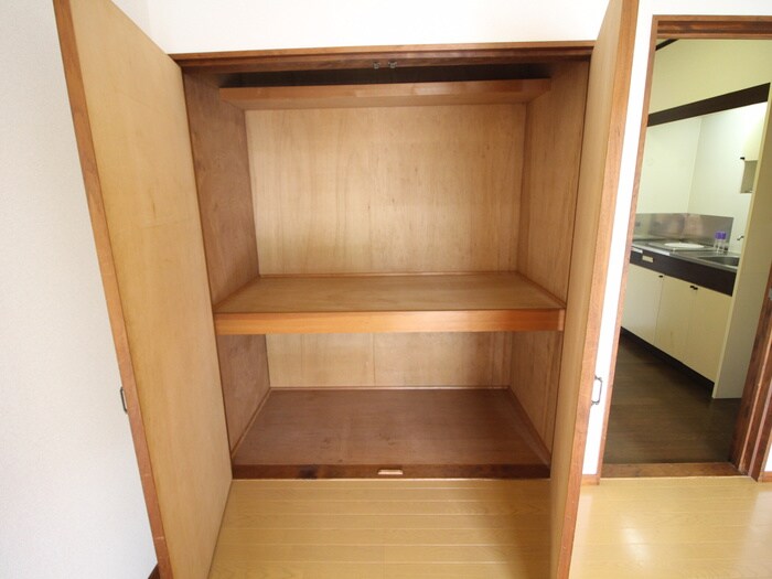 物件内観写真13　(収納)