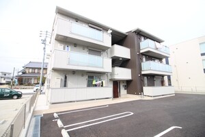 リヴェール外観写真