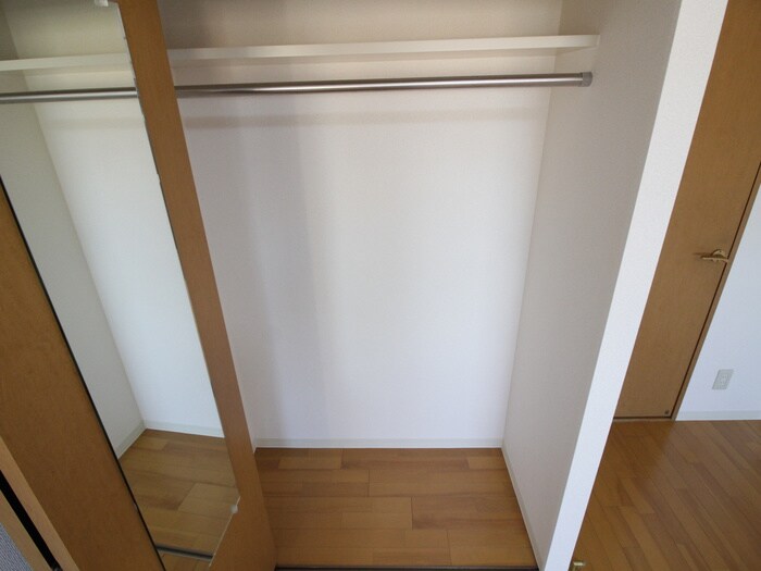 物件内観写真11　(収納)