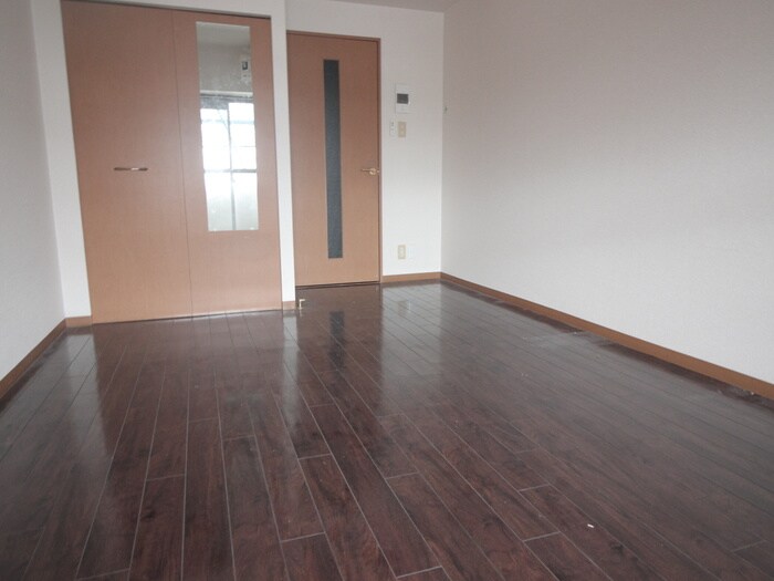 物件内観写真13　(居室)