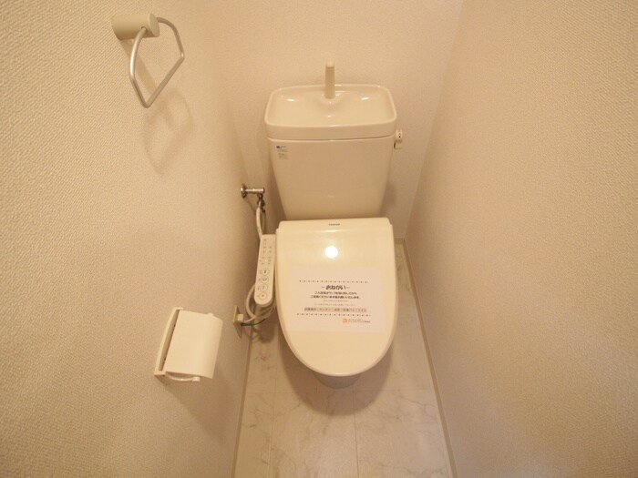 物件内観写真15　(トイレ)