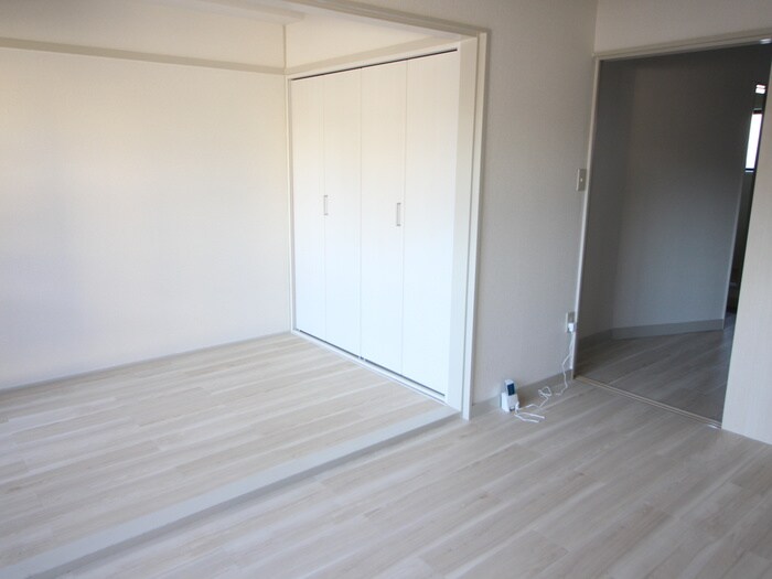 物件内観写真21　(居室)