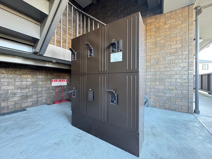 物件外観写真6　(建物設備)