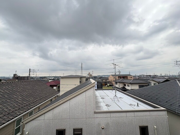 物件内観写真16　(室内からの展望)