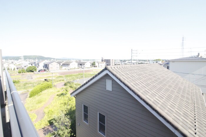 物件内観写真17　(室内からの展望)