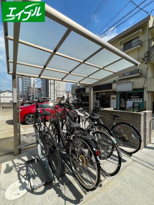 駐輪場