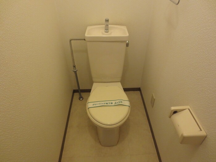 物件内観写真12　(トイレ)