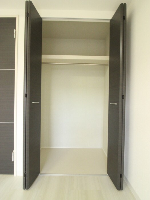 物件内観写真8　(収納)