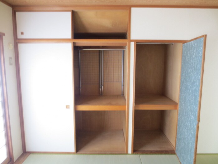 物件内観写真11　(収納)