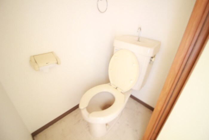 物件内観写真17　(トイレ)