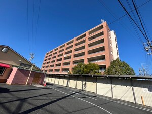 八田マンション外観写真