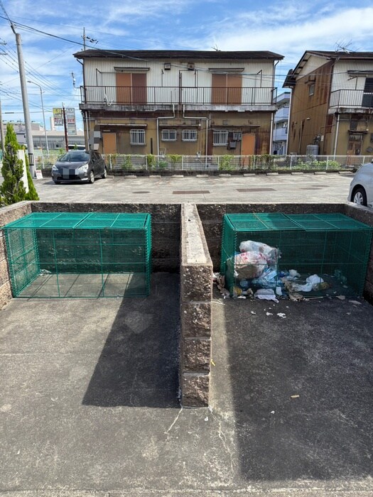 物件外観写真6　(建物設備)