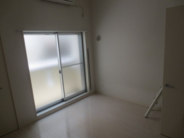 物件内観写真11　(居室)