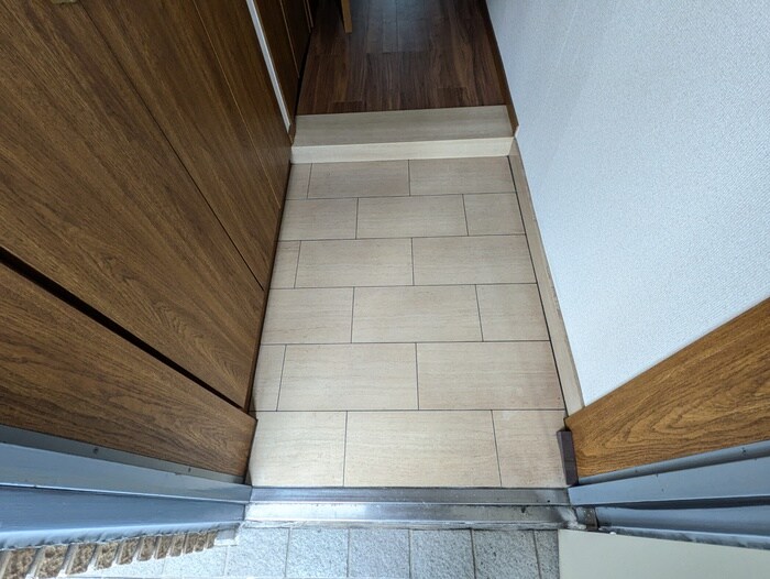 物件内観写真22　(玄関)