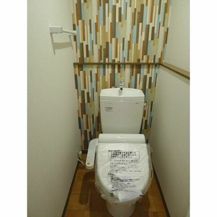 物件内観写真11　(トイレ)