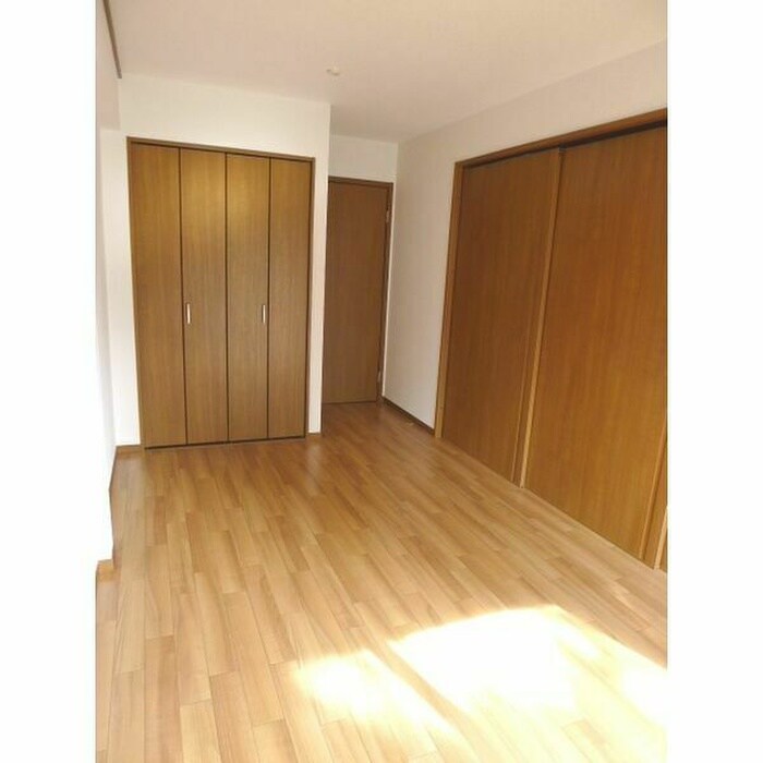 物件内観写真13　(居室)