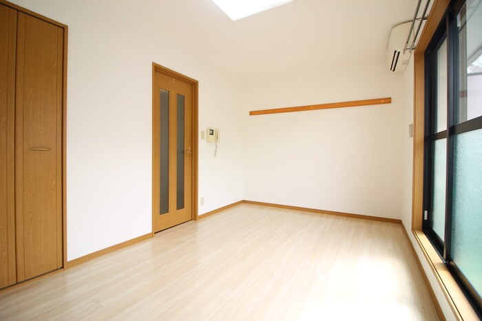 物件内観写真21　(居室)