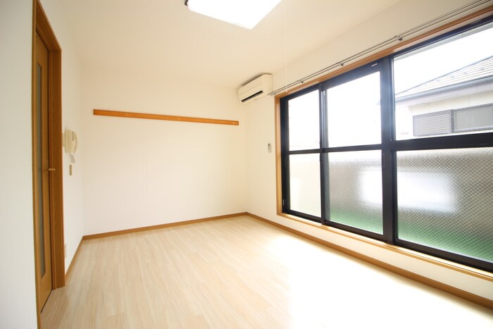 物件内観写真22　(居室)