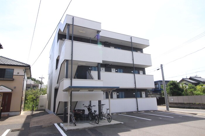 物件外観写真3　(外観写真)