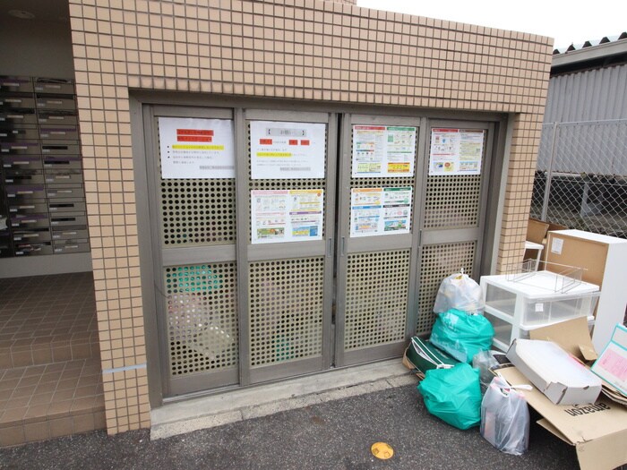 物件外観写真6　(建物設備)