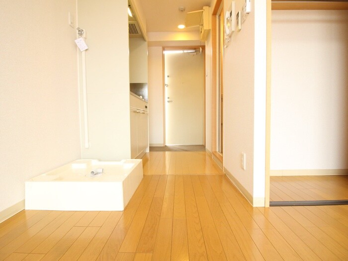 物件内観写真19　(廊下)