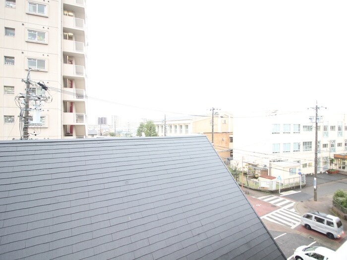 物件内観写真16　(室内からの展望)