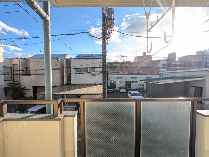 物件内観写真19　(室内からの展望)