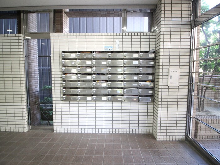 物件外観写真4　(建物設備)