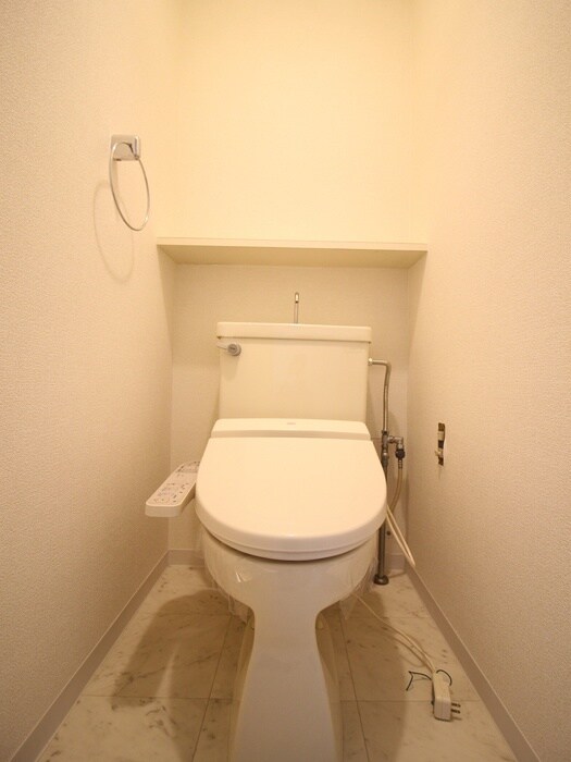 物件内観写真12　(トイレ)