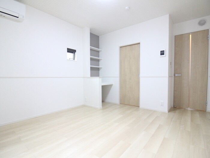 物件内観写真8　(居室)