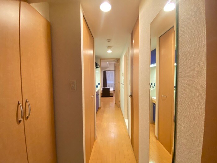 物件内観写真18　(廊下)
