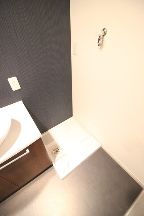 物件内観写真7　(洗濯機置場)