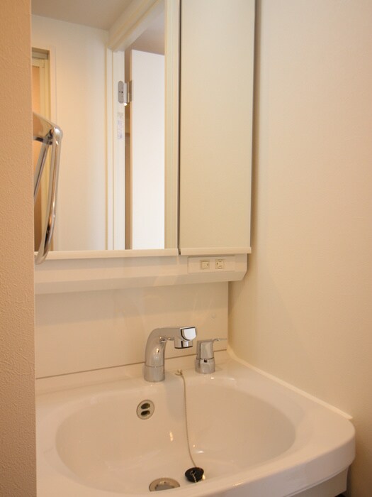 物件内観写真7　(洗面)