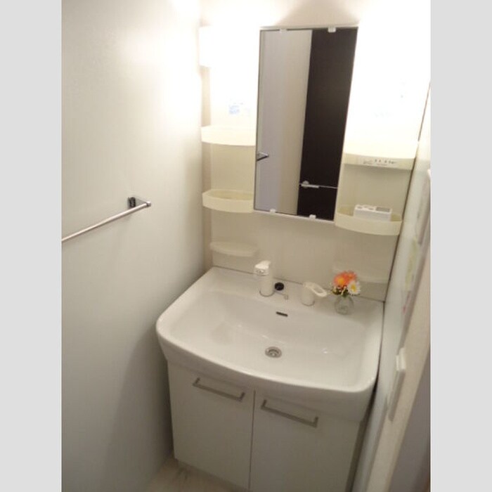 物件内観写真9　(洗面)