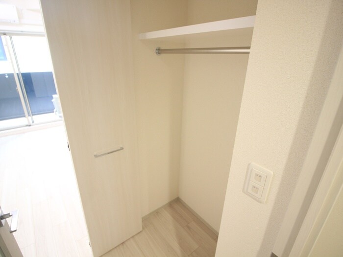 物件内観写真9　(収納)