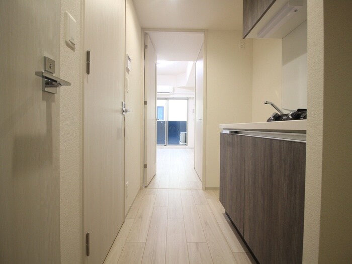 物件内観写真13　(廊下)
