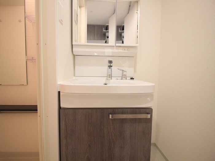 物件内観写真10　(洗面)