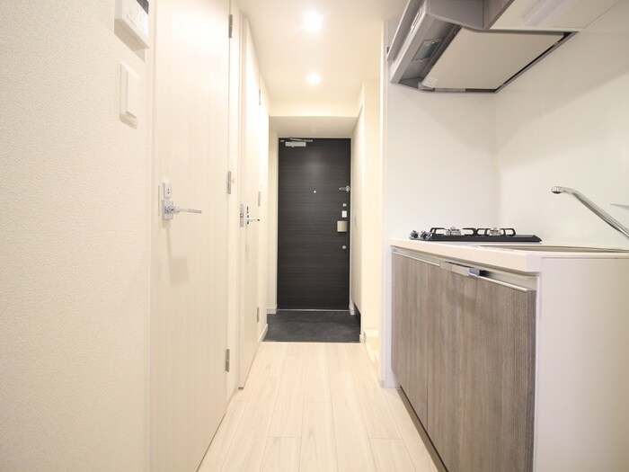 物件内観写真12　(廊下)