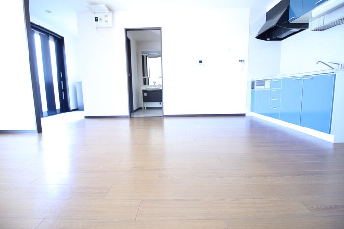 物件内観写真4　(居室)