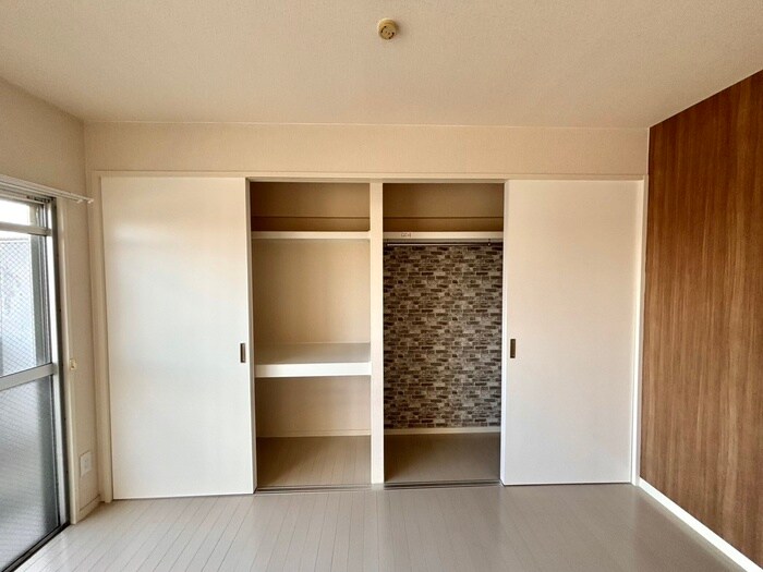 物件内観写真12　(収納)